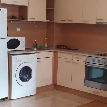 Two-bedroom In * ساني بيتش