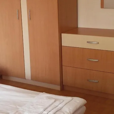 Two-bedroom In Апартамент Слънчев бряг